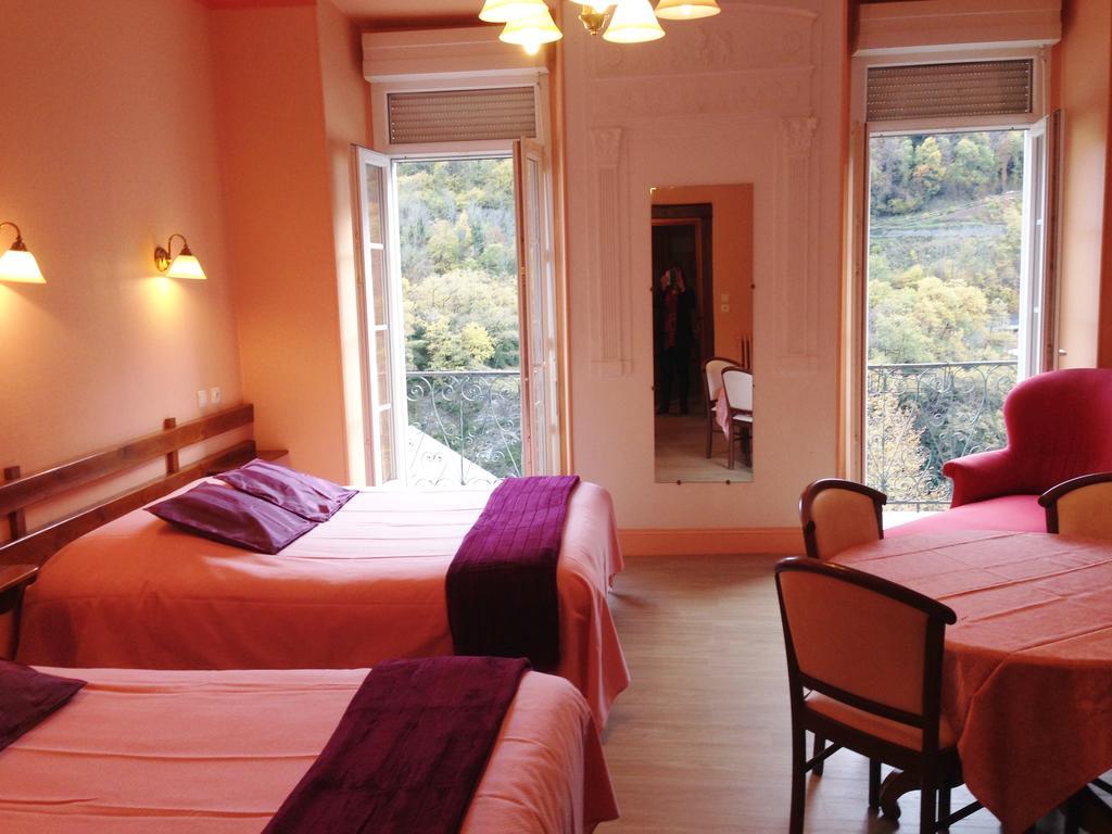 Hôtel Panoramic et des Bains Luz-Saint-Sauveur Quarto foto