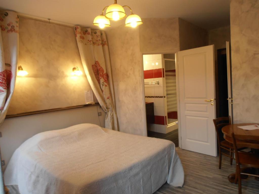 Hôtel Panoramic et des Bains Luz-Saint-Sauveur Quarto foto